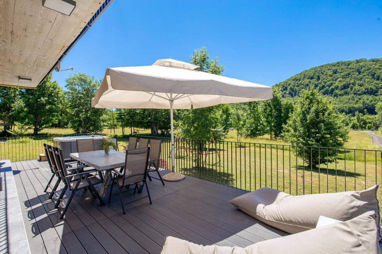 Modern Alpine Monsalbius Chalet Baske Ostarije Екстер'єр фото
